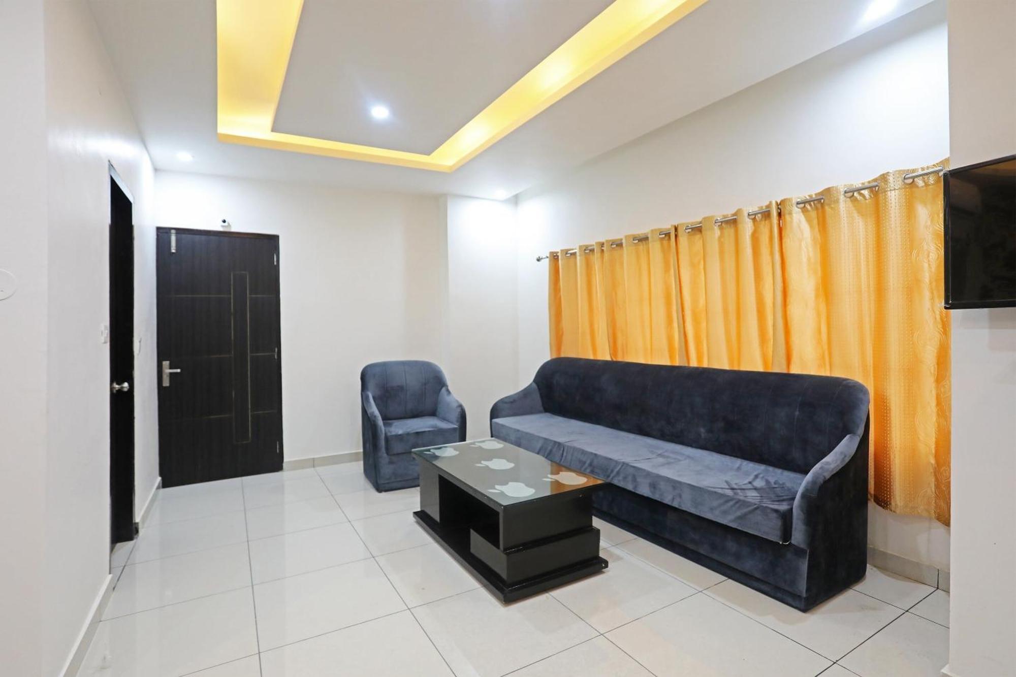 Live On Mrt736 Hotel Meerut Exterior foto